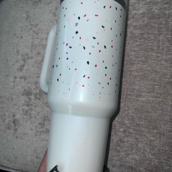 Limited Edition *RARE* Stanley 40oz Terrazzo White - Picture 8 of 9